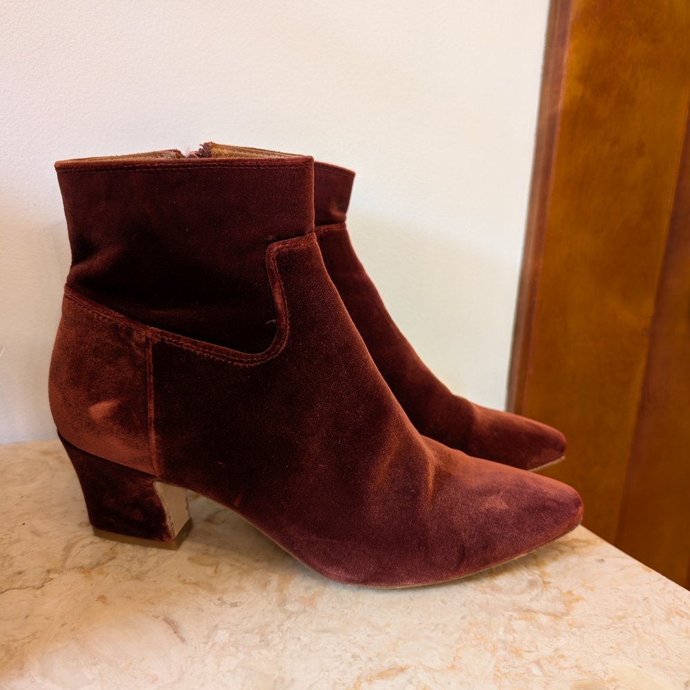 Luxurious Velvet Ankle Boots in Deep Burgundy
